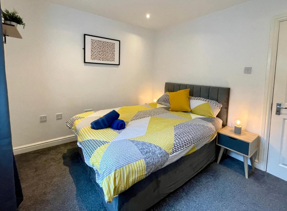 6 Person Apartment In City Centre Cardiff Bagian luar foto