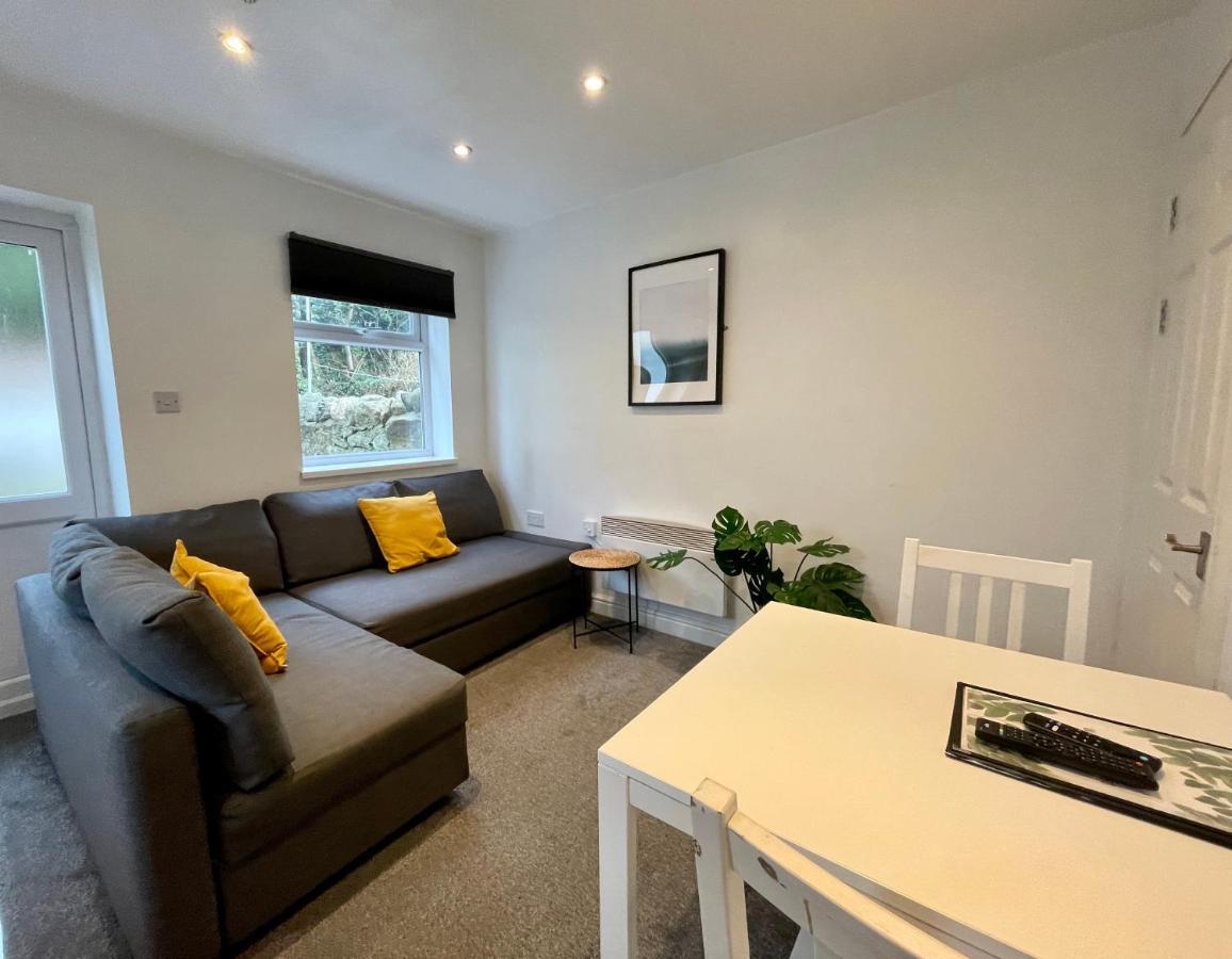 6 Person Apartment In City Centre Cardiff Bagian luar foto