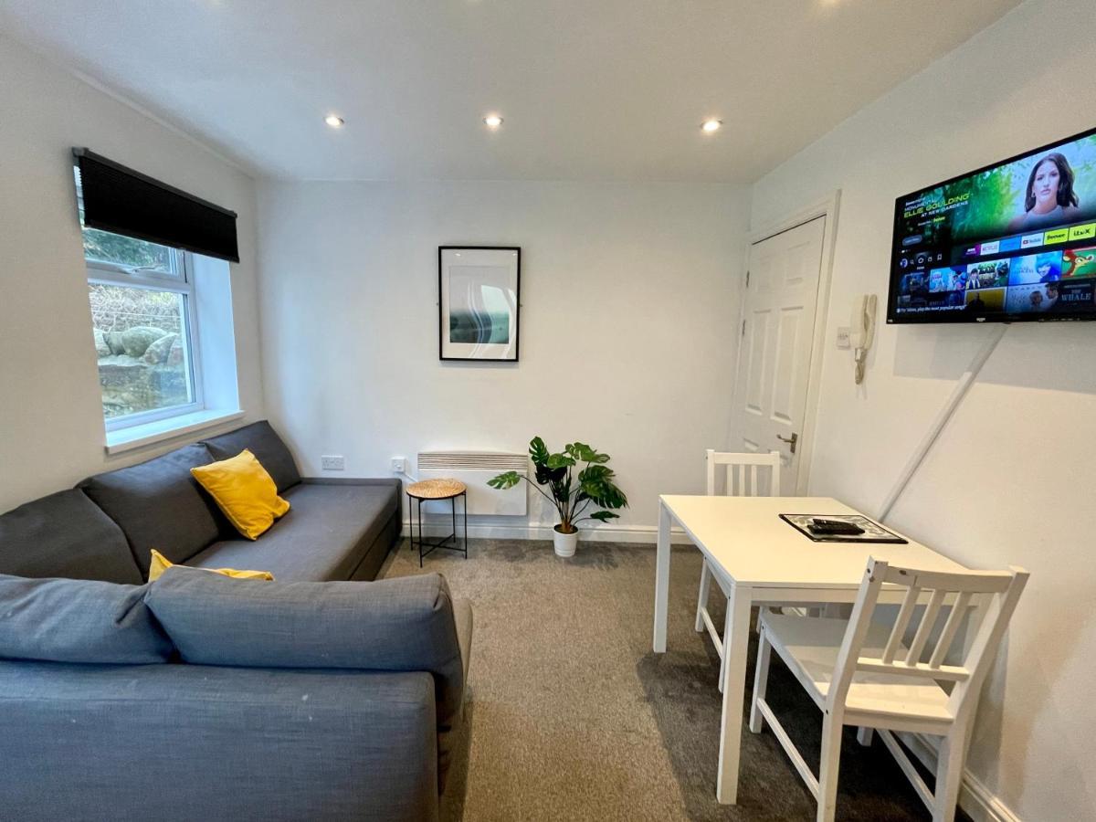 6 Person Apartment In City Centre Cardiff Bagian luar foto