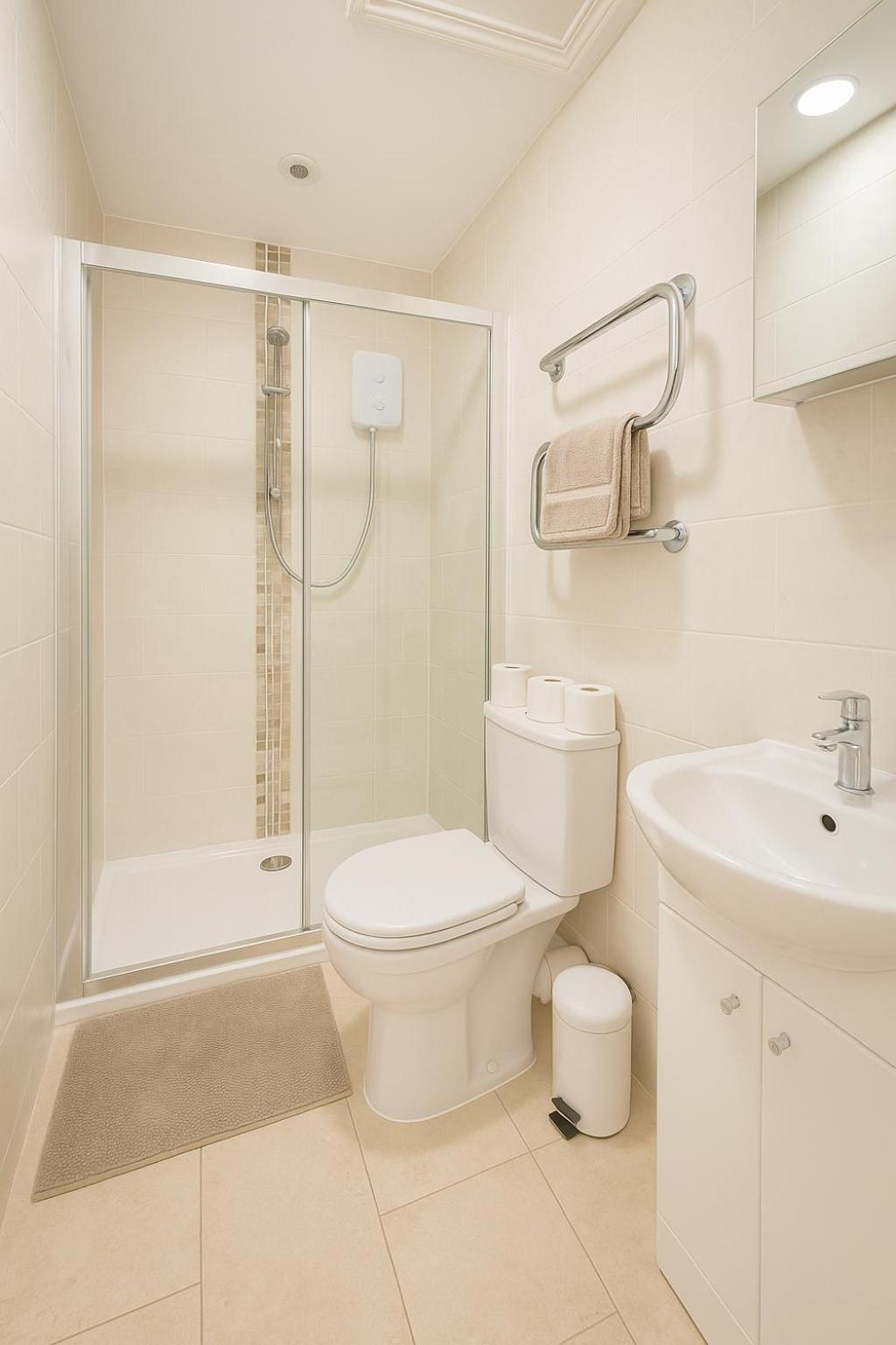 6 Person Apartment In City Centre Cardiff Bagian luar foto